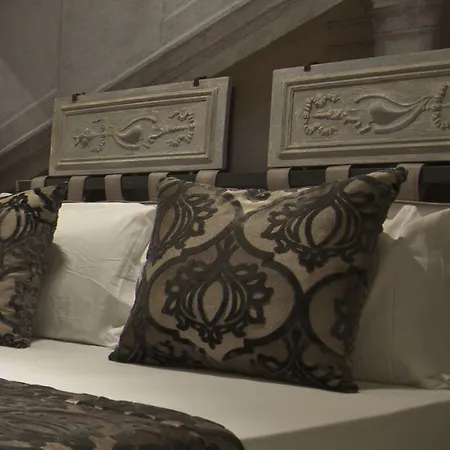 Bdb Trastevere 4*